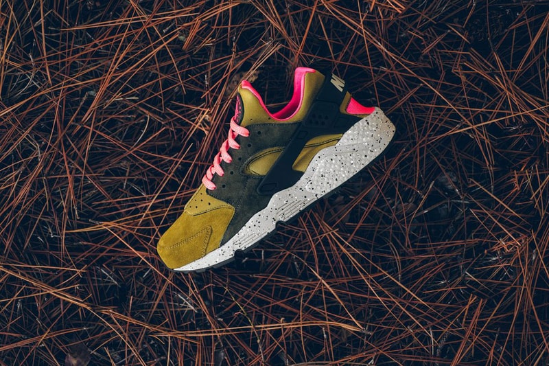Nike Air Huarache Run Premium Desert Moss Cobblestone Release Date Info Sneaker Drops
