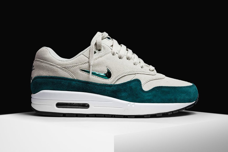 Nike Releases the Air Max 1 Jewel Atomic Teal