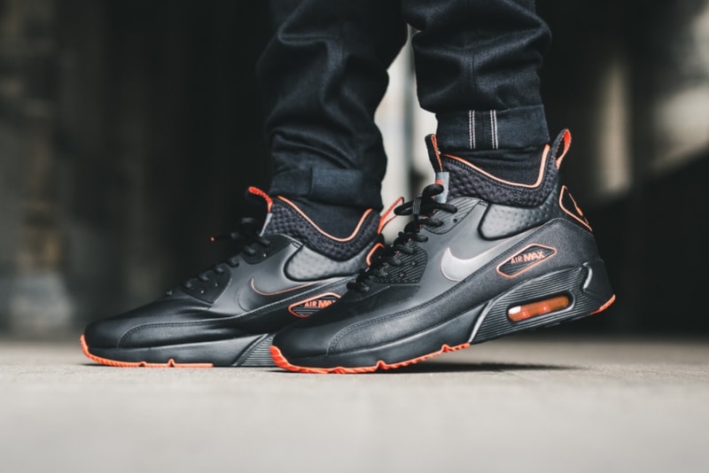 Nike Air Max 90 Ultra Mid Winter Black Total Crimson 2017 October Fall Release Date Info Sneakers Shoes Footwear Titolo