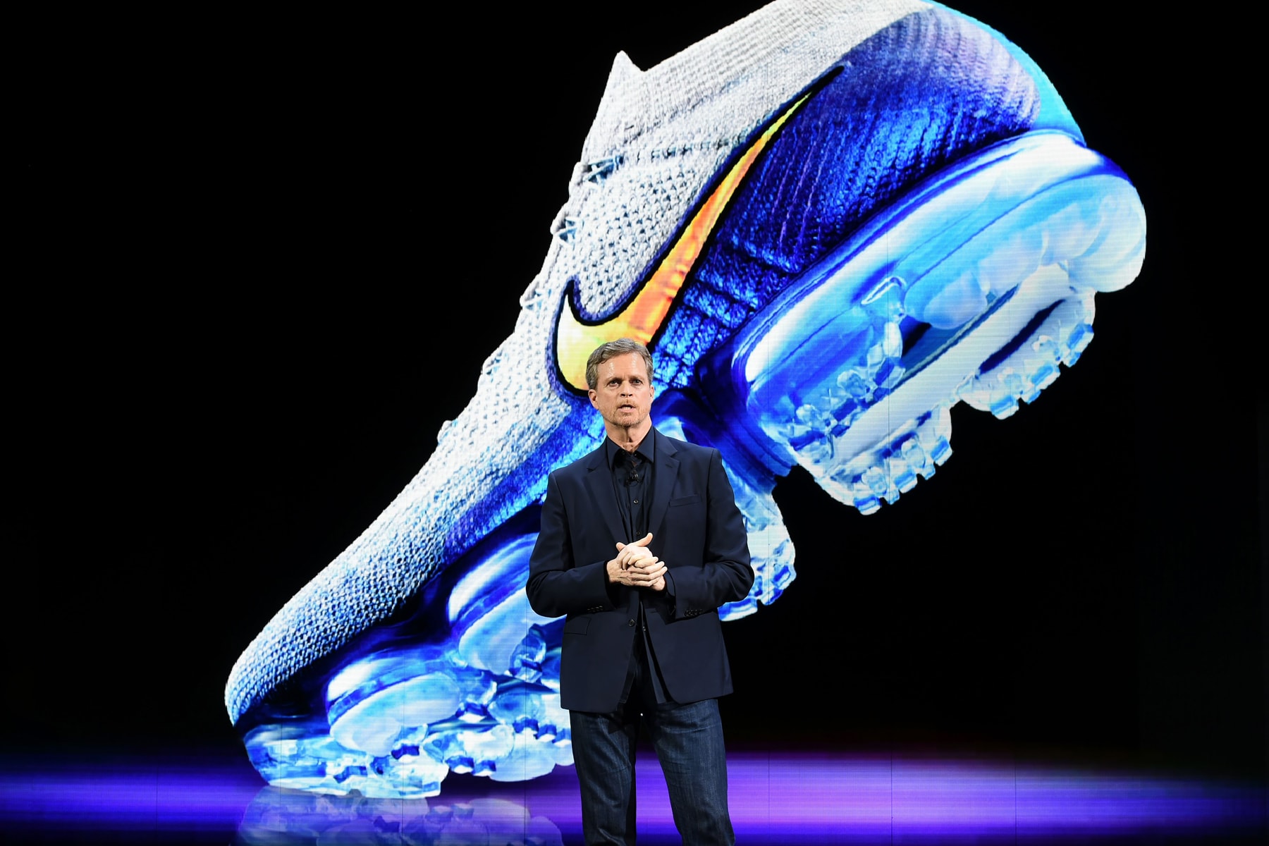 nike investor day 2017 october stock shares market mark park fifty 50 billion 2022 direct to consumer innovation vapormax air sneakers footwear shoes