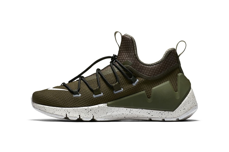 Nike Zoom Grade Footwear Sneakers Shoes Sportswear Release Date Info Drops Fall Winter 2017 Black White Grey Green Navy Royal Blue