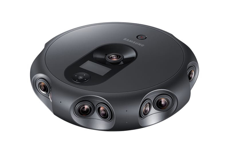 Samsung's New 3D Camera Has 17 Lenses