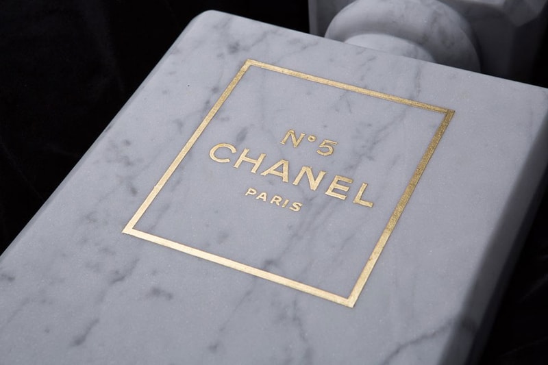 Nike Air Max 1 Marble Sculpture Alasdair Thomson Artist Identity Collection Chanel No 5 Supreme