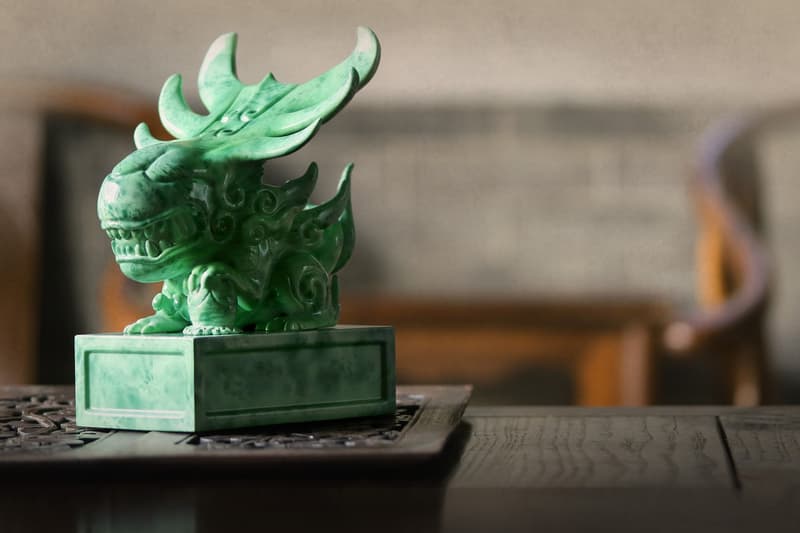 Alien & Predator Jade Vinyl Figures by Tik Ka