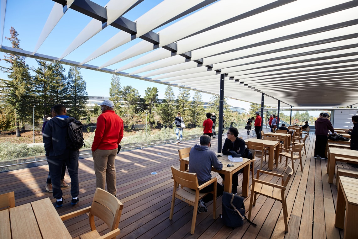 Apple Park Visitor Center Open Public 2017 November Cupertino California