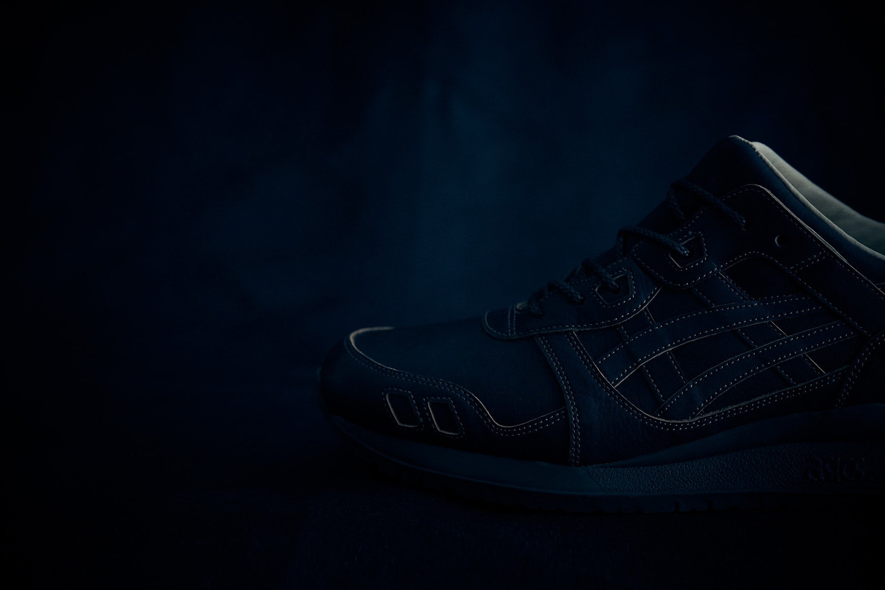 ASICS TIGER Made in Japan GEL Lyte III Indigo handmade 2017 December 9 Dark Light Shoe Sneaker Release Date Drop Info blue dye 