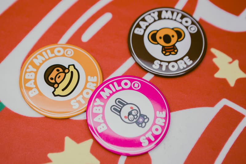 Gala Place BAPE Baby Milo Christmas Pop-Up Shop LIMITED STORE Mug Lip Balm DJ tote bag snow globe key ring camouflage Walkman 1 Folder ceramics