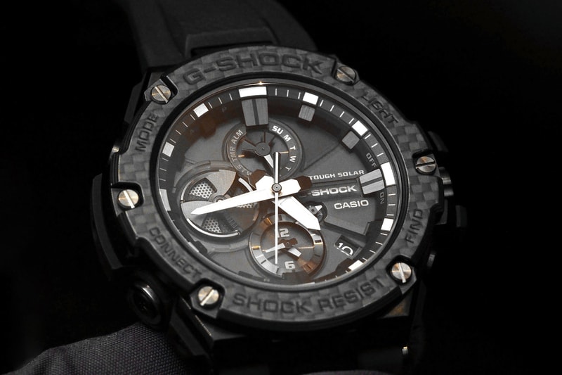 Casio G-Steel Layered Carbon Bezel GSTV100X-1A