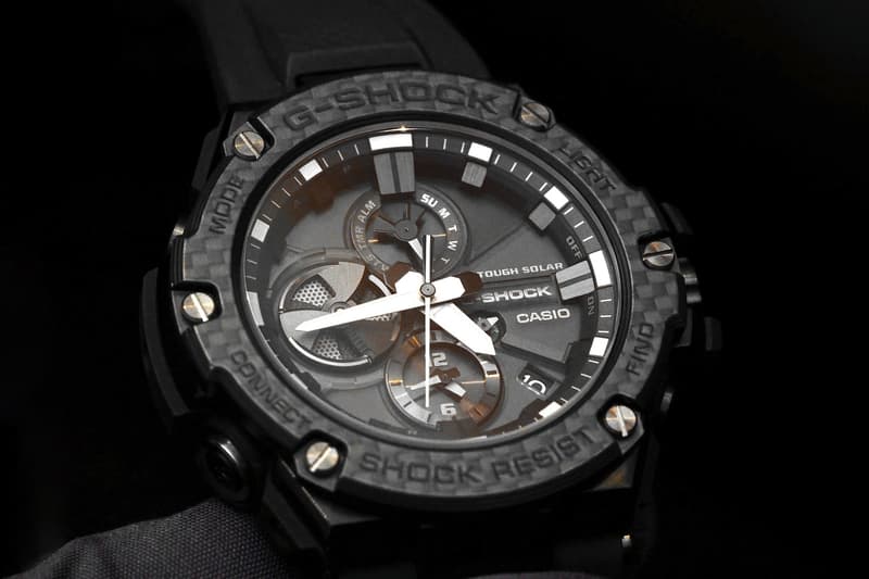 Casio G-Steel Layered Carbon Bezel GSTV100X-1A