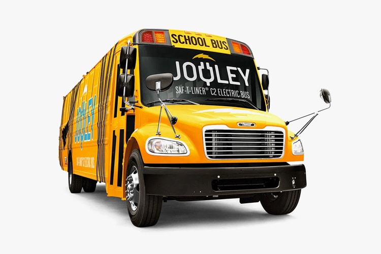 Daimler's First Ever Electric School Bus to Hit US Roads in 2019