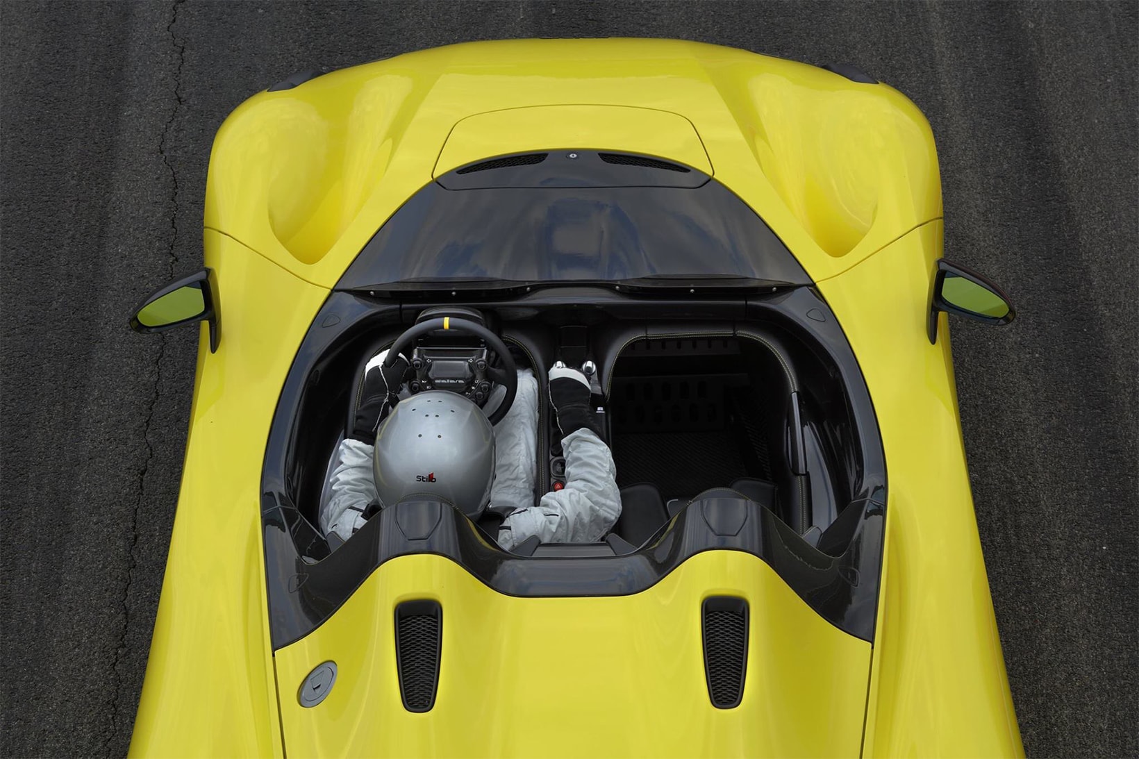 Dallara Stradale Road Car Unveiled Roadster yellow convertible sportscar sports race racecar Italian italy carbon-fiber no doors doorless