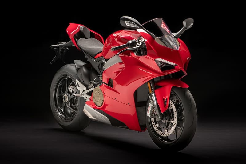 Ducati Panigale V4 Supersport Motorcycle S Speciale Superbike Bikes Red