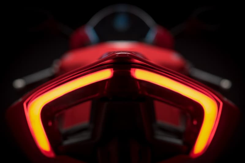 Ducati Panigale V4 Supersport Motorcycle S Speciale Superbike Bikes Red