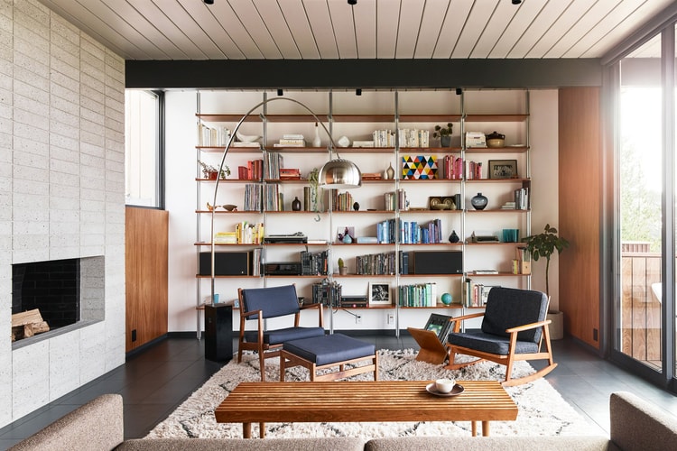 Eichler's Iconic '60s Mid-Century Home Gets a Modern Refresh