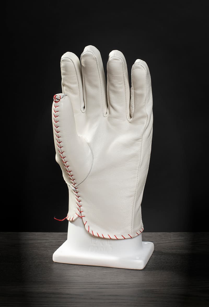 Garbstore Our Hands Christmas Charity Auction Exhibition Yuki Matsuda Monitaly Yuketen NEEDLES NEPENTHES Engineered Garments Avi Gold TSPTR SURF IS DEAD Coverture Daiki Suzuki nanamica gimme 5 snoopy 3d printed vintage gloves
