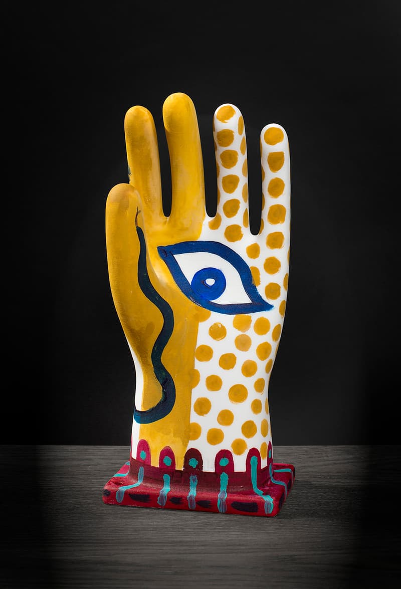 Garbstore Our Hands Christmas Charity Auction Exhibition Yuki Matsuda Monitaly Yuketen NEEDLES NEPENTHES Engineered Garments Avi Gold TSPTR SURF IS DEAD Coverture Daiki Suzuki nanamica gimme 5 snoopy 3d printed vintage gloves