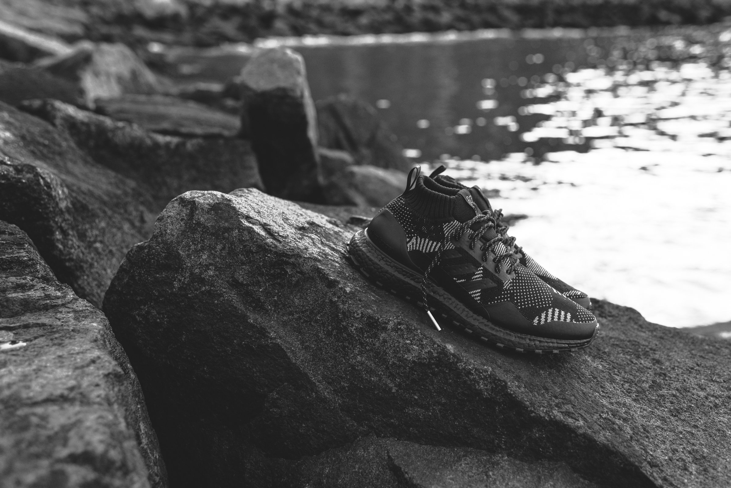 KITH nonnative adidas UltraBOOST Mid Consortium Twinstrike Originals Collaboration Japan United Arrows webstore black patchwork 3m drop release date info time app closer look black friday midnight 2017 november 24 Japan New York Ronnie Fieg KITH App