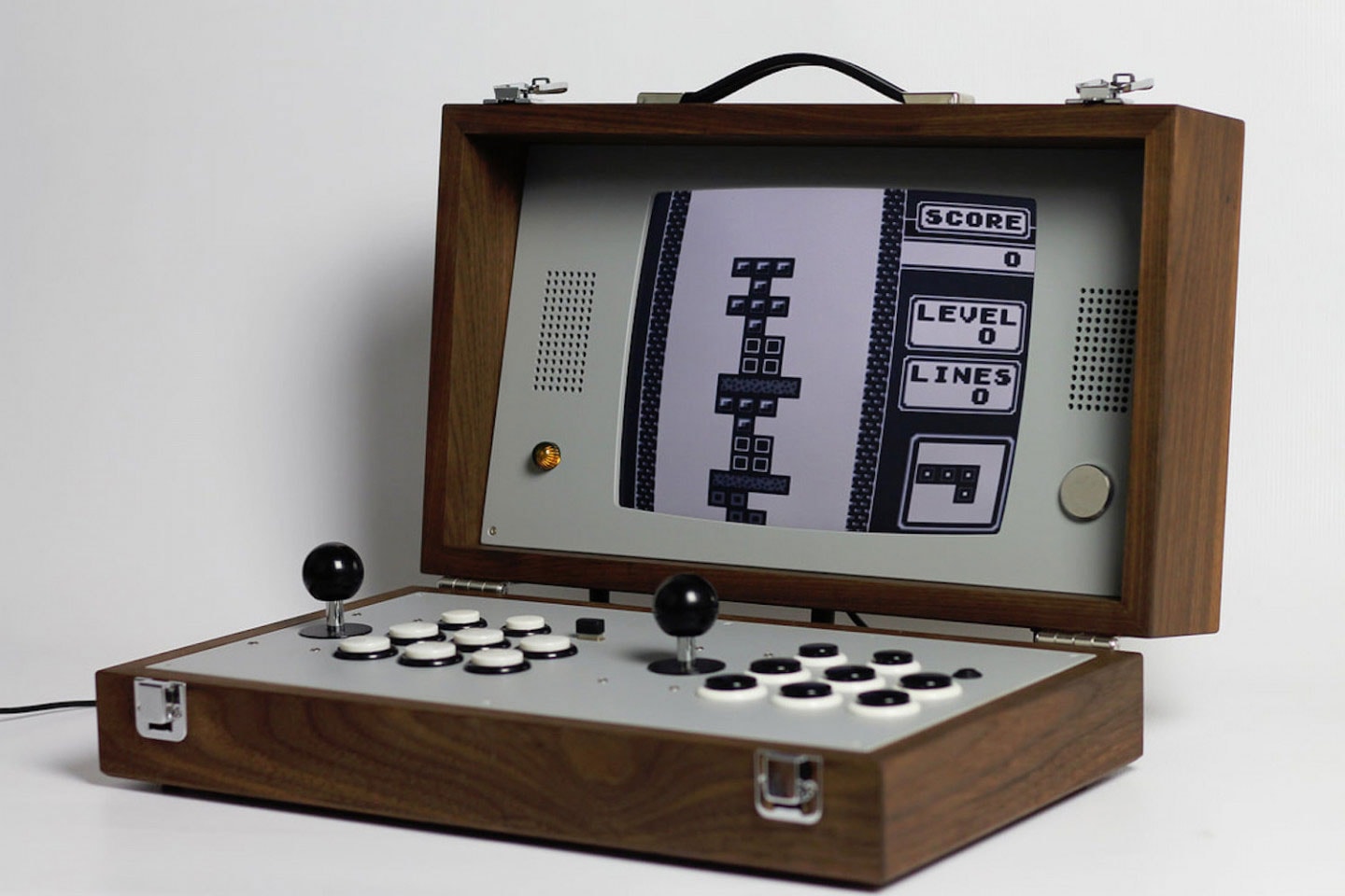 Love Hulten Retro Gaming Device Cary42