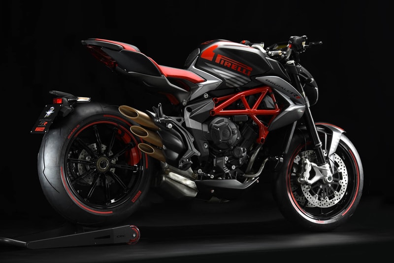 MV Agusta Brutale Pirelli Edition Motorcycle Red Blue 800 RR Bikes