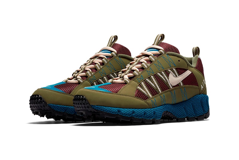 Nike Air Humara 17 General Release December 1 2017 Supreme