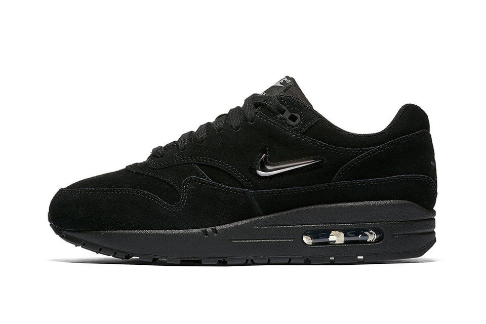 Triple black nike air max 1 Clearance