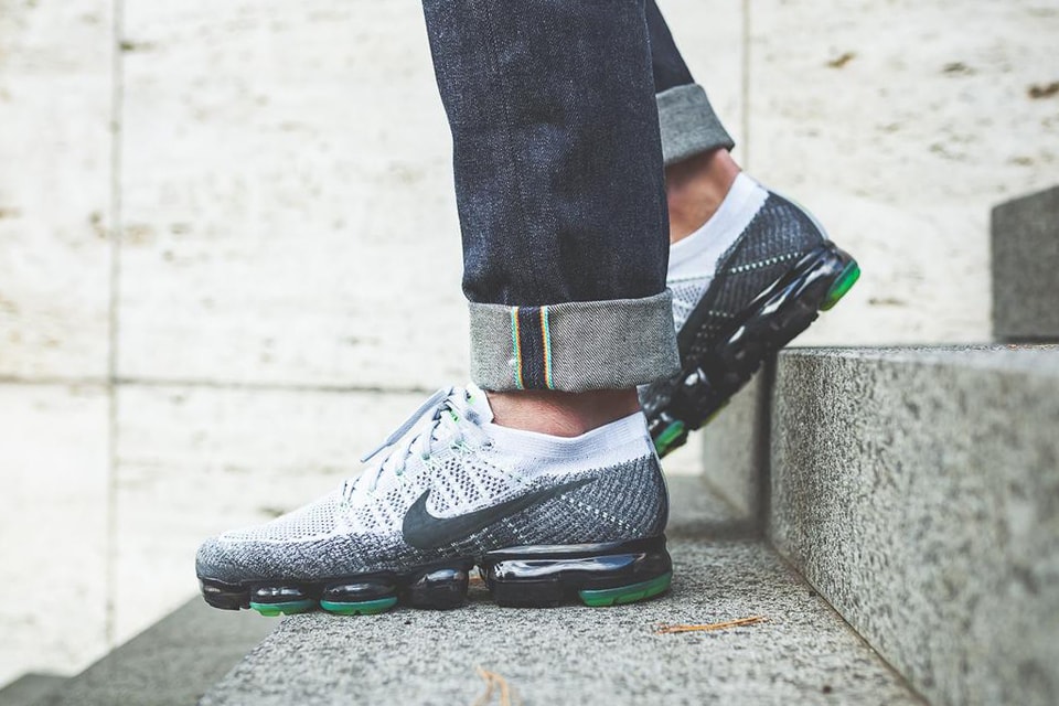 Nike vapormax flyknit 2 grey on feet Clearance