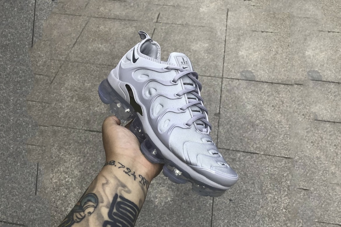Nike Air Vapormax Plus White Silver Colorways Hypebeast