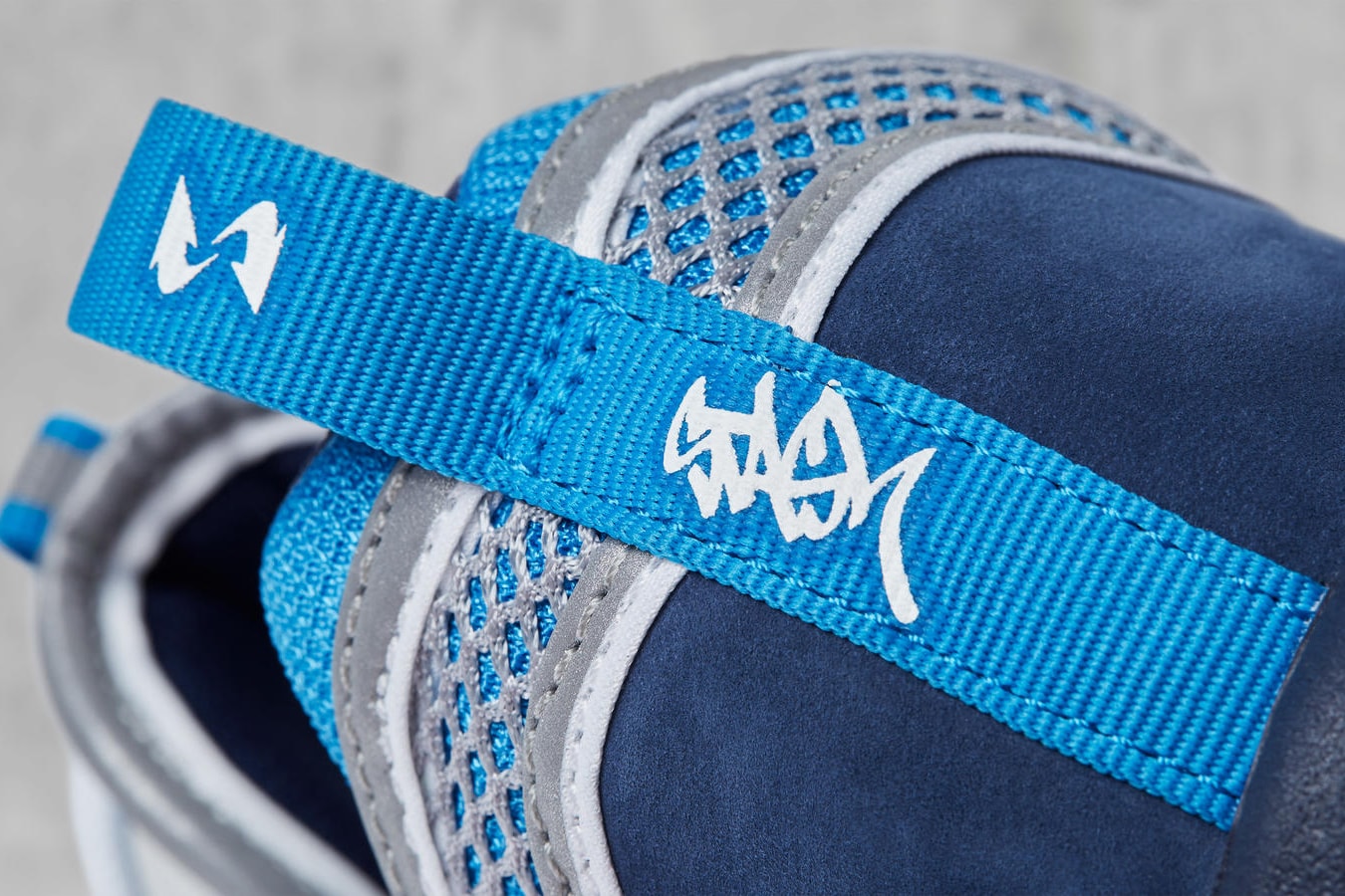 Nike Air Zoom Spiridon x Stash release date footwear blue november 10 nike.com graffiti artist