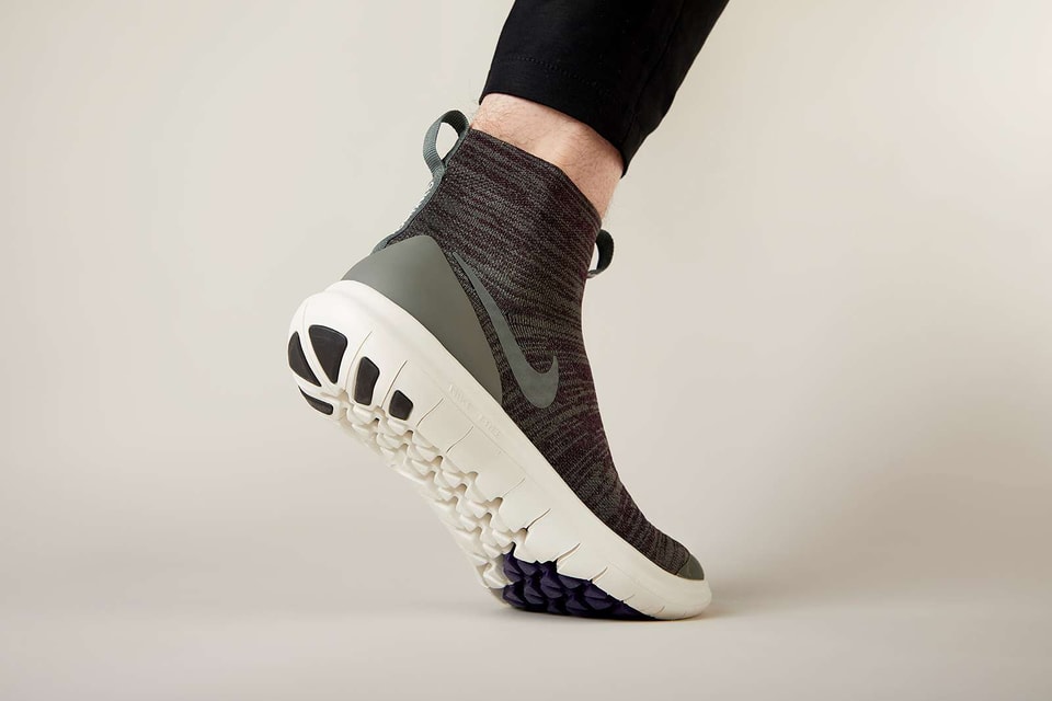 artículo llenar Novedad Nike x UNDERCOVER GYAKUSOU Veil Runner Release | Hypebeast