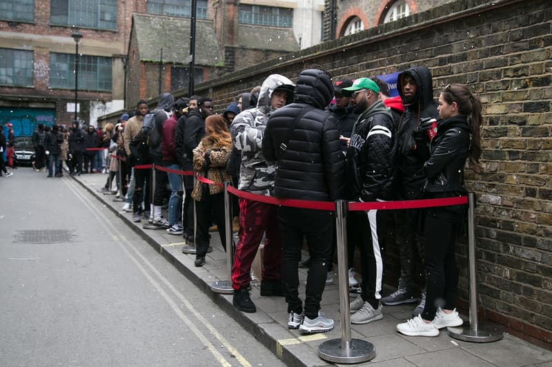 Supreme The North Face 2017 London Drop Street Style Streetsnaps Photos First Look