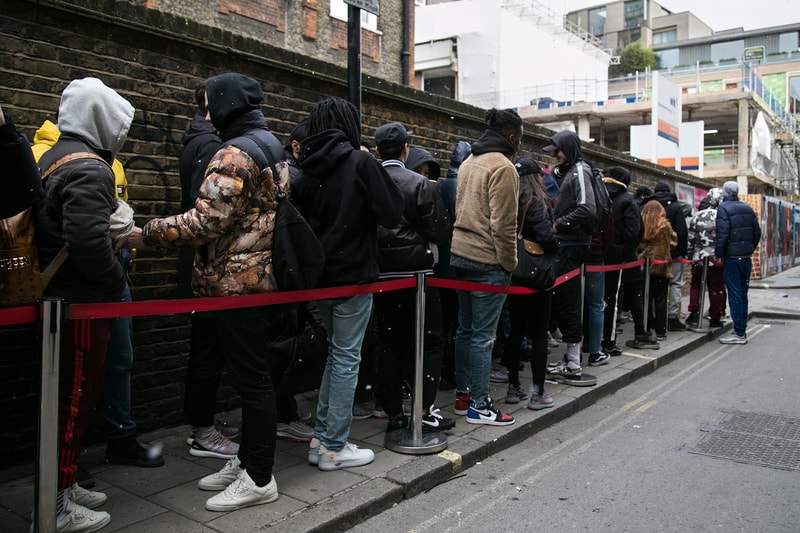 Supreme The North Face 2017 London Drop Street Style Streetsnaps Photos First Look