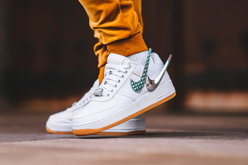 footlocker travis scott af1