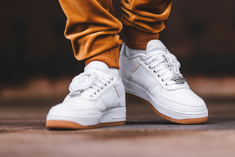 Travis Scott Nike Air Force 1
