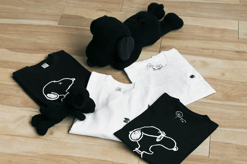 kaws peanuts black snoopy