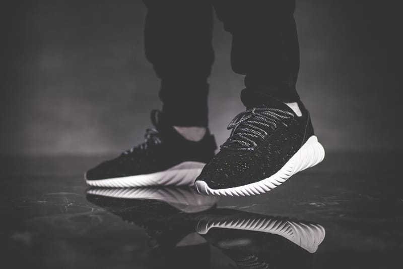 adidas tubular doom soc