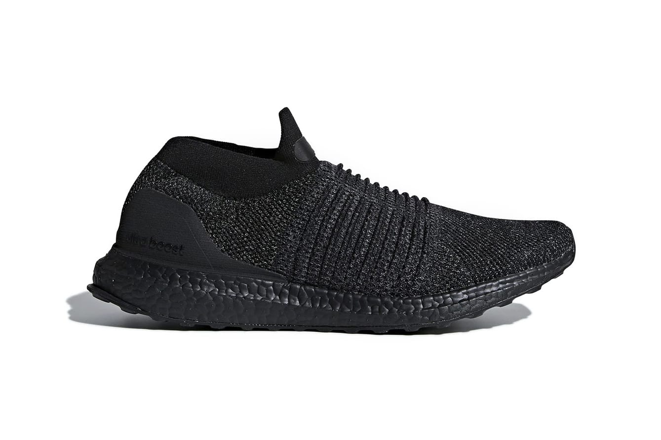 adidas UltraBOOST Laceless in \