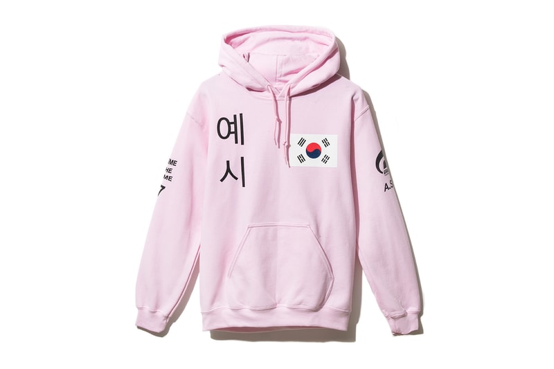BAPE UNDEFEATED Gran Turismo Sport Collaboration A Bathing Ape UNDEFEATED Black White Grey T-shirt Hoodie Logo Branding California Sony Playstation