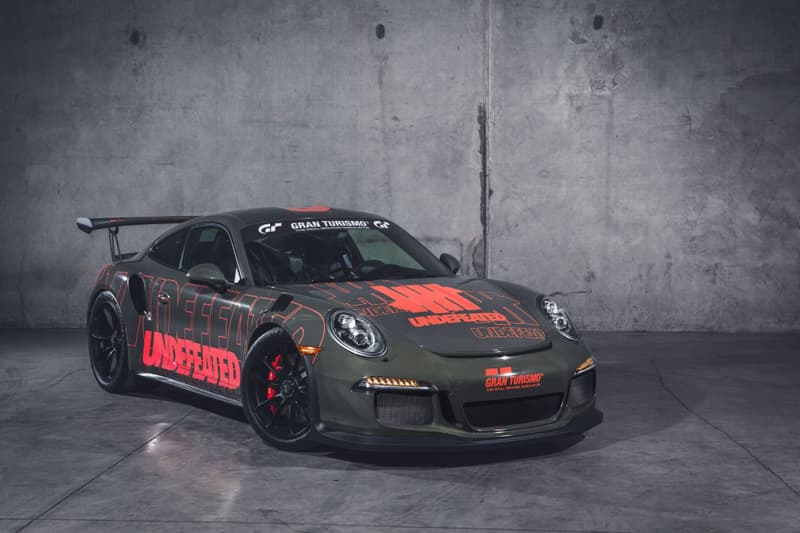 BAPE A Bathing Ape UNDEFEATED Anti Social Social Club ASSC Gran Turismo Playstation Cars