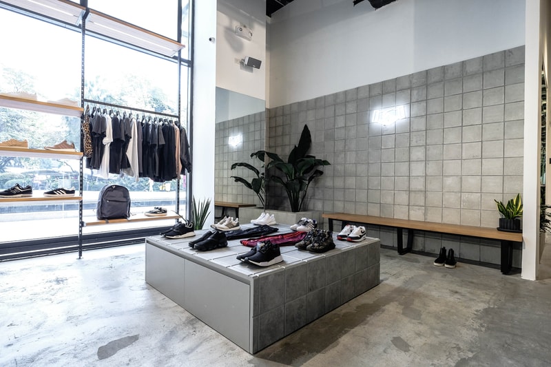 Commonwealth Manila Flagship Store December 2017 Launch Philippines