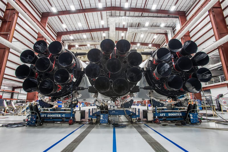 Elon Musk Shows off SpaceX's Falcon Heavy Rocket