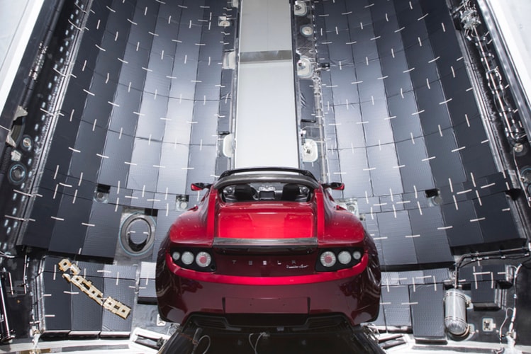 Elon Musk Shows off Photos of Tesla Roadster That SpaceX's Rocket Will Send Past Mars