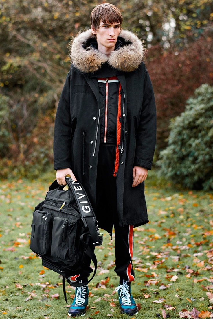 Givenchy Pre Fall Pre-Fall 2018 Collection Lookbook Balenciaga Speed Trainer Paris Fashion Week 2018 Clare Waight Keller