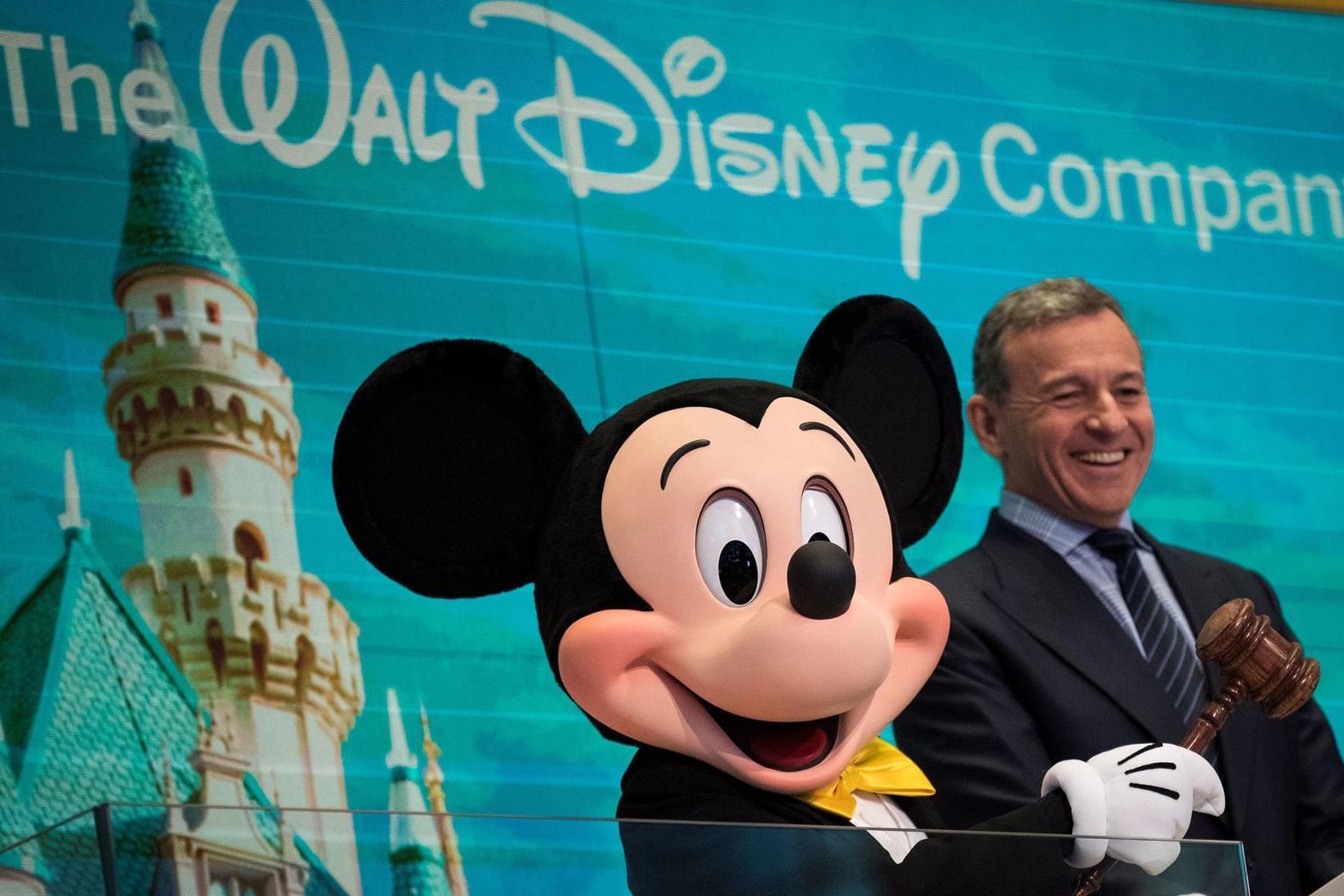 Government Disney 20th Century Fox Walt Company Merger Deal Lucasfilm Marvel Democrats Senate House