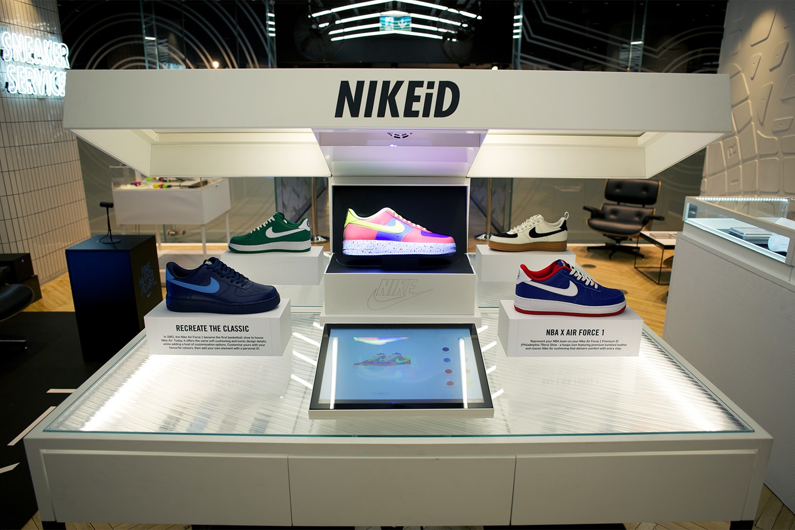 NIKEiD Direct Studio London NikeTown Augmented Reality Mapping Video AR