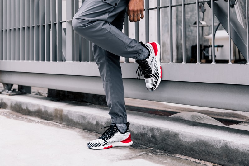 Reebok Floatride 6000 Black/White and Primal Red Colorway