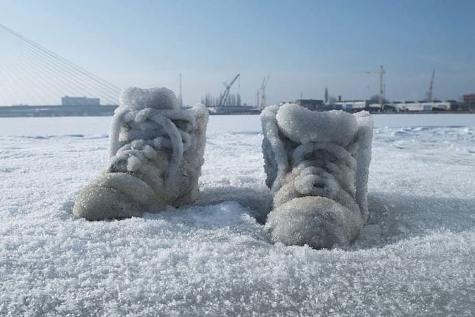 Sigalit Landau Dead Sea Salt Sculptures Baptism Art Salt Years Book