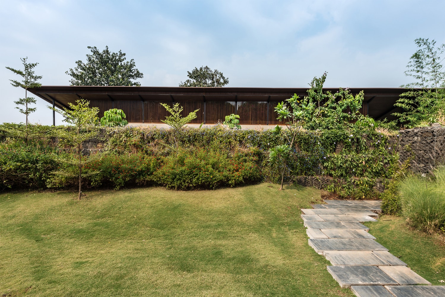 India Countryside Home Residence Spasm Design Studio Lanavala