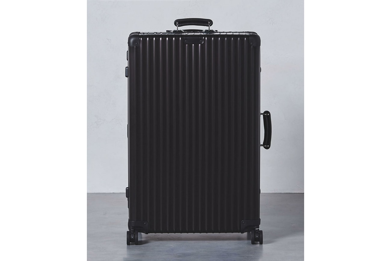 United Arrows RIMOWA Classic Flight Suitcase All Black exclusive release January 2018