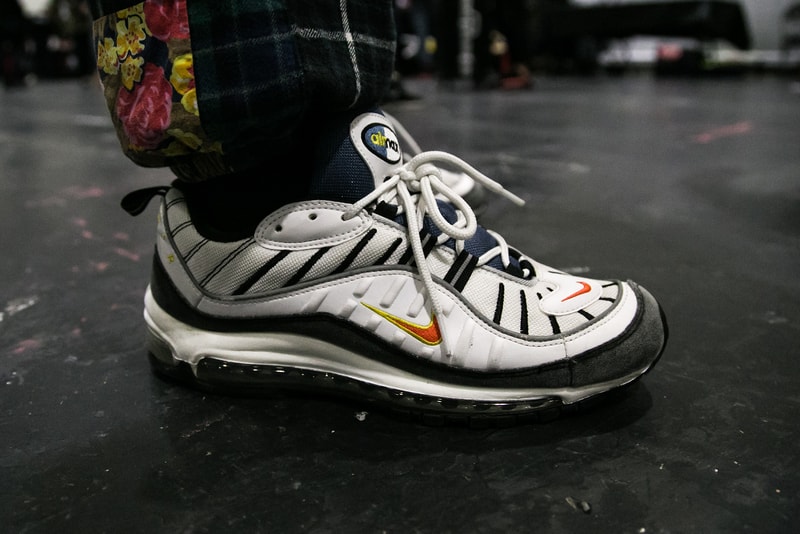 Sneaker Con London Yeezy BOOST Balenciaga Comme des Garçons adidas Nike Air Foce 1 Air Max Louis Vuitton Converse