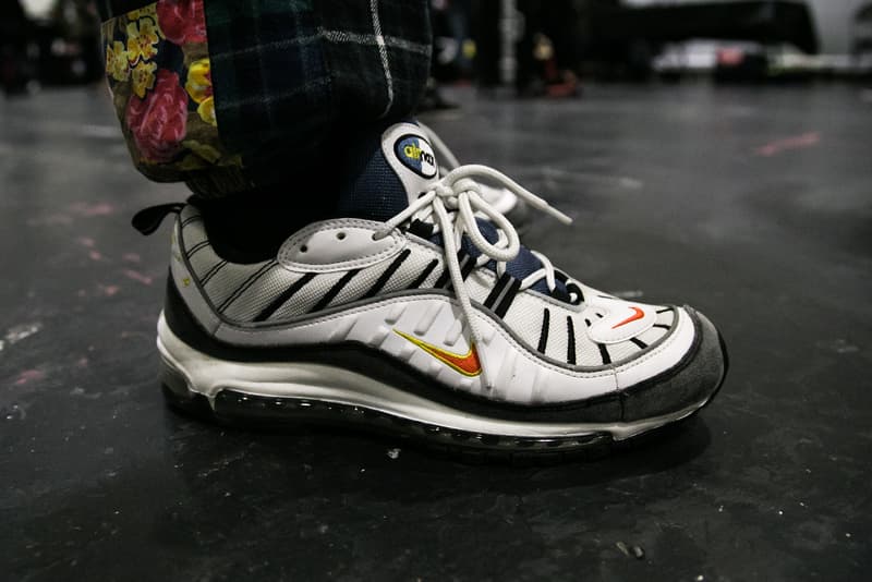 Sneaker Con London Yeezy BOOST Balenciaga Comme des Garçons adidas Nike Air Foce 1 Air Max Louis Vuitton Converse